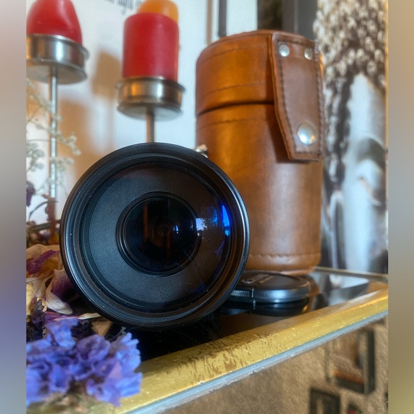 Canon EF 75-300 mm ultrasonic f/4-5.6 lens - Picture 7 of 8